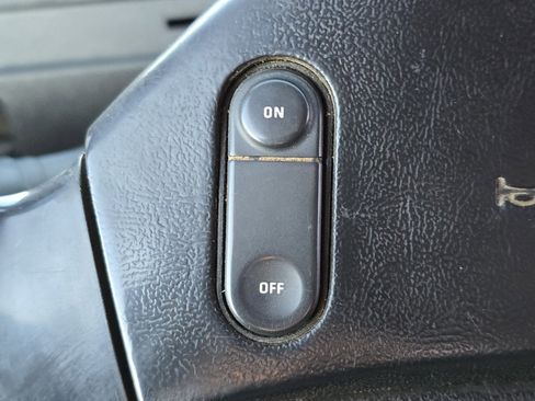 Used 1995 Ford F250 XL image 16