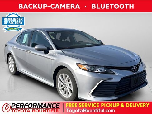Used 2024 Toyota Camry LE w/ Convenience Package image 1