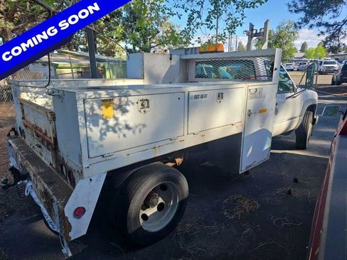 Used 2000 Chevrolet Silverado 3500 2WD Regular Cab HD image 2