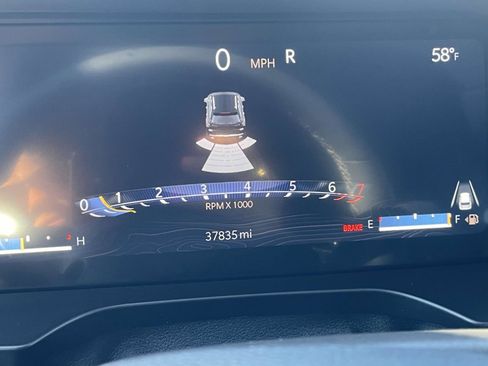 Used 2023 Jeep Grand Cherokee Altitude image 15