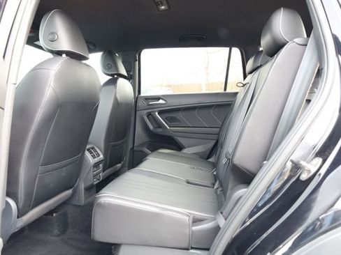 Used 2022 Volkswagen Tiguan SE R-Line FWD image 26