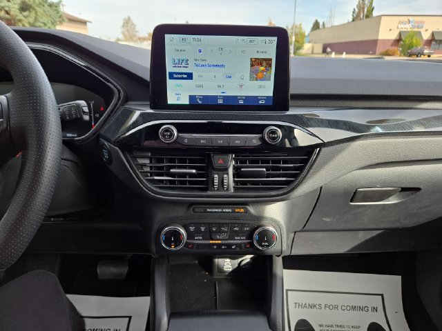 Used 2025 Ford Escape ST-Line Select AWD/4WD image 23