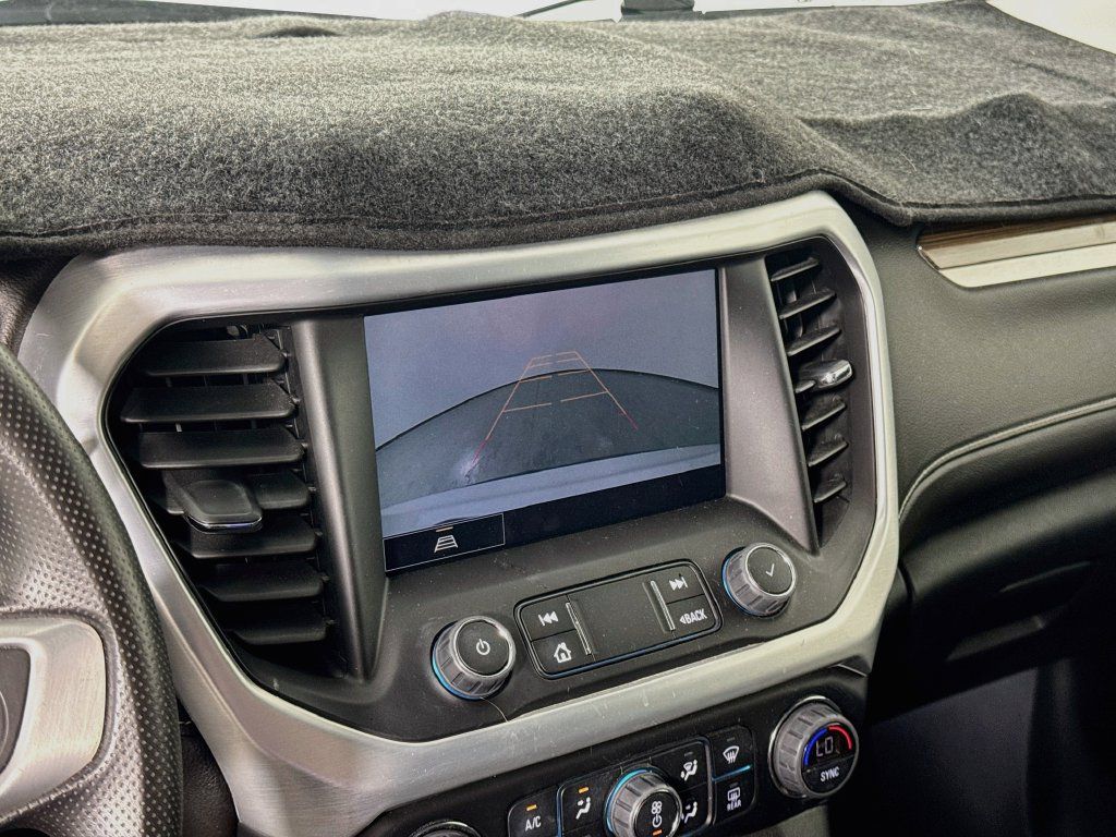 Used 2023 GMC Acadia SLE w/ Driver Convenience Package FWD image 14