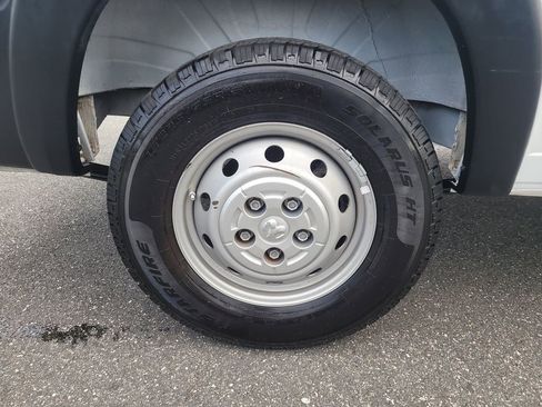 Used 2023 RAM ProMaster 2500 FWD image 6