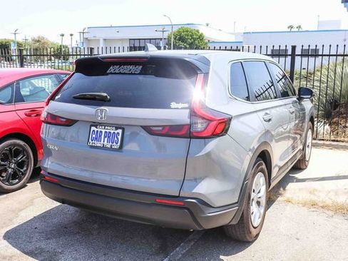 Used 2025 Honda CR-V LX image 9