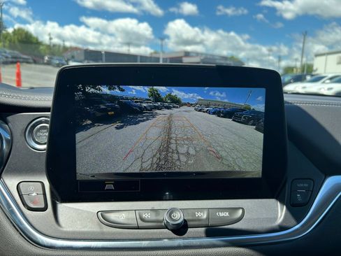 Used 2025 Chevrolet Blazer LT FWD image 20