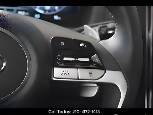Used 2024 Hyundai Tucson Limited image 13