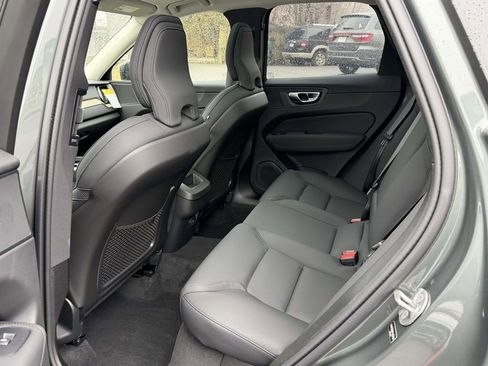 New 2026 Volvo XC60 B5 Plus image 14