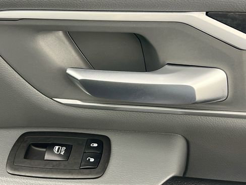 Used 2022 RAM 1500 Big Horn image 32