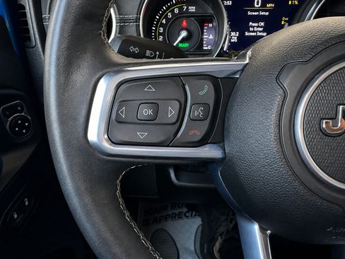 Certified 2023 Jeep Wrangler Unlimited Sahara w/ Cold Weather Group AWD/4WD image 4