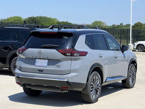 New 2026 Nissan Rogue Platinum AWD/4WD image 4