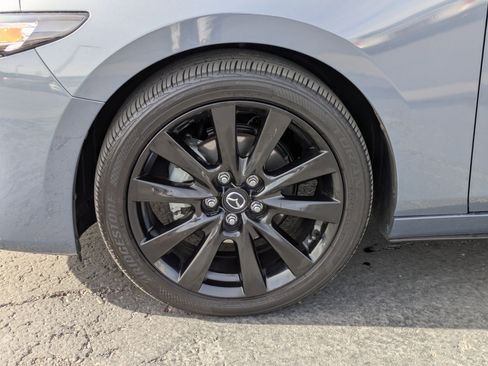 Used 2023 MAZDA MAZDA3 s image 11