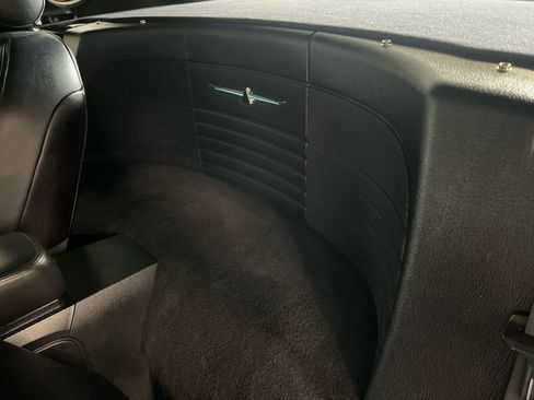 Used 2003 Ford Thunderbird image 89