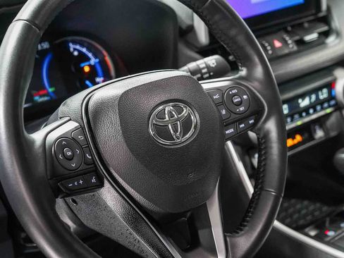 Certified 2025 Toyota RAV4 XLE Premium w/ Weather Package AWD/4WD image 22