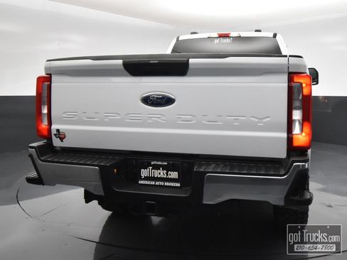 Used 2026 Ford F250 XLT AWD/4WD image 6