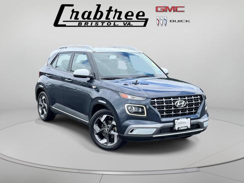 Used 2023 Hyundai Venue Limited FWD image 1