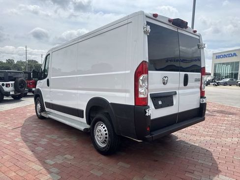 Used 2025 RAM ProMaster 2500 w/ U-Haul Equipment Group FWD image 34