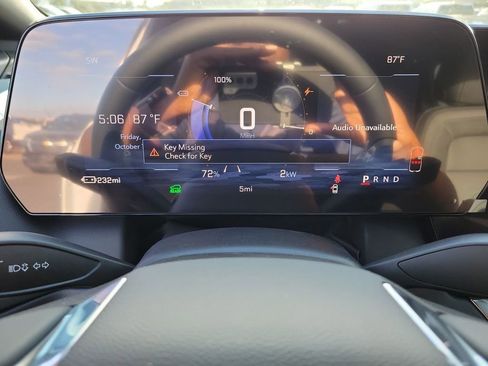 New 2026 Chevrolet Equinox EV LT image 11