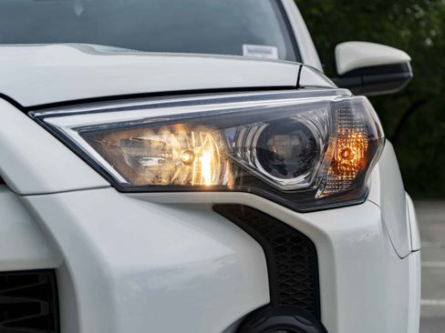 Used 2023 Toyota 4Runner SR5 image 11