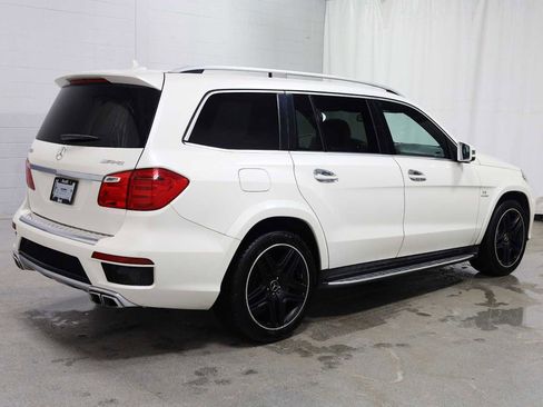 Used 2015 Mercedes-Benz GL 63 AMG 4MATIC image 9