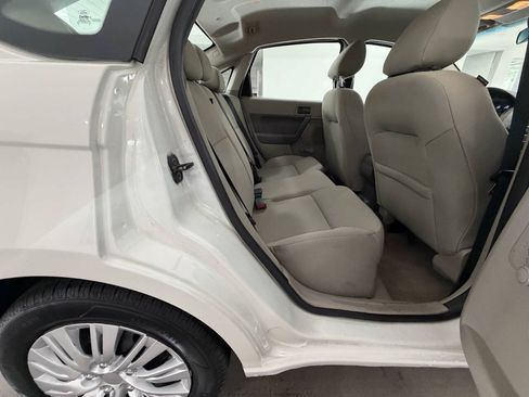 Used 2011 Ford Focus S FWD image 17