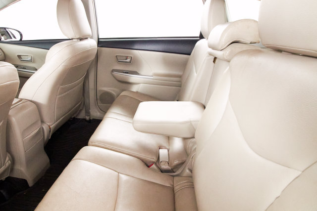 Used 2014 Toyota Prius V Three FWD image 24