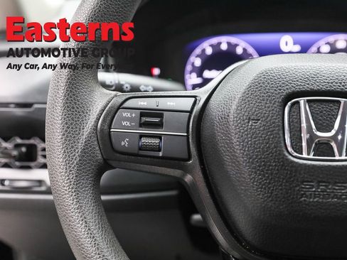 Used 2025 Honda Accord LX image 15