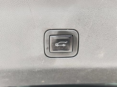 Used 2023 Chevrolet Tahoe High Country AWD/4WD image 26