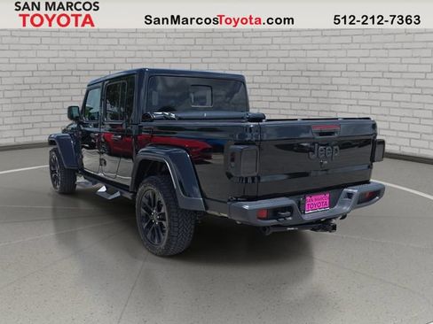Used 2025 Jeep Gladiator Sport AWD/4WD image 8