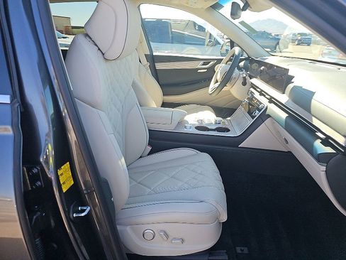 Used 2026 Genesis GV80 3.5T Prestige AWD/4WD image 9