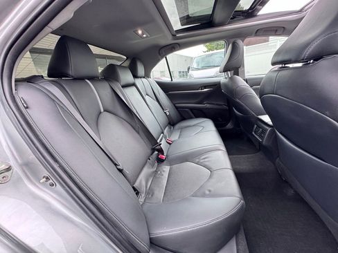 Used 2019 Toyota Camry XSE FWD image 20