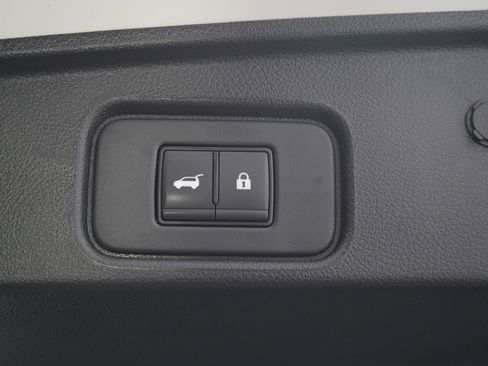Used 2024 Nissan Pathfinder SL w/ SL Premium Package AWD/4WD image 11