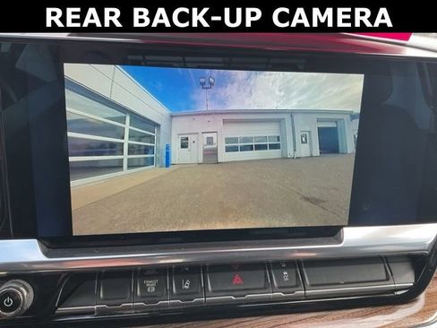 Used 2024 Chevrolet Silverado 2500 LT w/ Convenience Package image 17