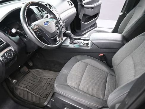 Used 2017 Ford Explorer XLT AWD/4WD image 21