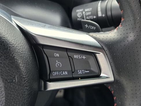 Used 2018 FIAT 124 Spider Abarth RWD image 20