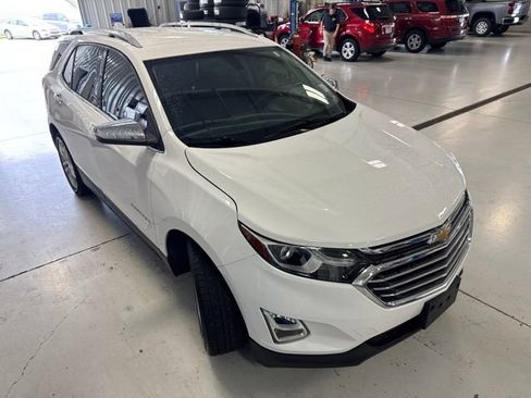 Used 2019 Chevrolet Equinox Premier w/ LPO, Cargo Package FWD image 32