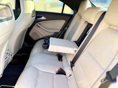 Used 2016 Mercedes-Benz CLA 250 image 23