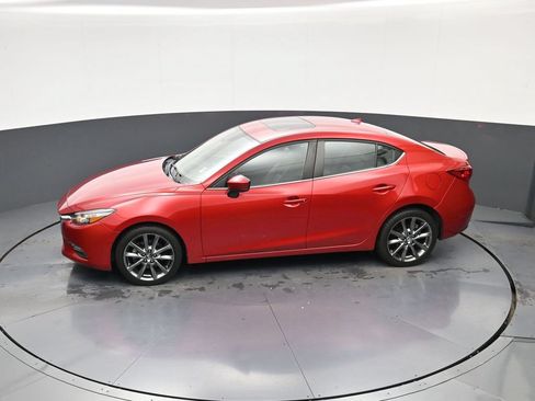 Used 2018 MAZDA MAZDA3 Touring FWD image 30