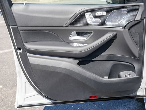New 2026 Mercedes-Benz GLE 53 AMG 4MATIC Coupe image 19