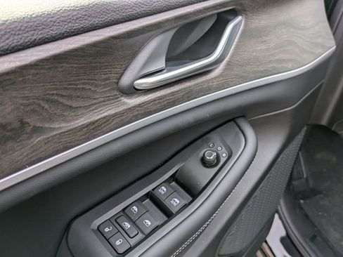 New 2026 Jeep Grand Cherokee Altitude image 11