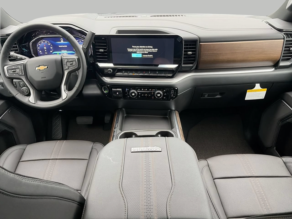 New 2026 Chevrolet Silverado 2500 High Country w/ High Country Premium Package AWD/4WD image 9