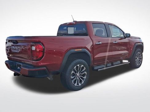 New 2026 GMC Canyon Denali image 7