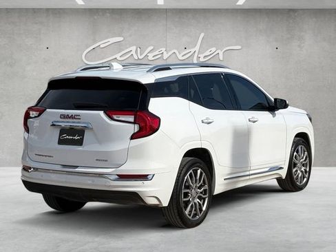 Used 2024 GMC Terrain Denali w/ Denali Premium Package AWD/4WD image 16