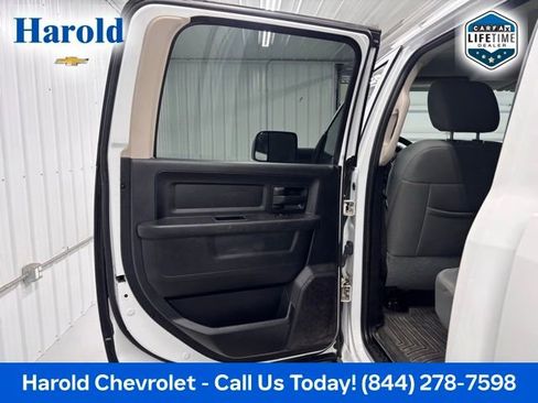 Used 2013 RAM 2500 Tradesman w/ Chrome Appearance Group image 12