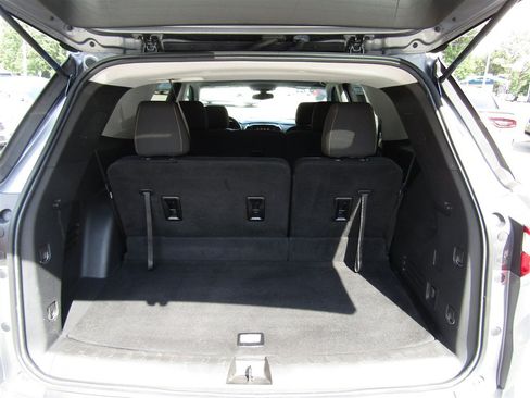 Used 2020 Chevrolet Traverse LS w/ LPO, Blackout Package FWD image 24