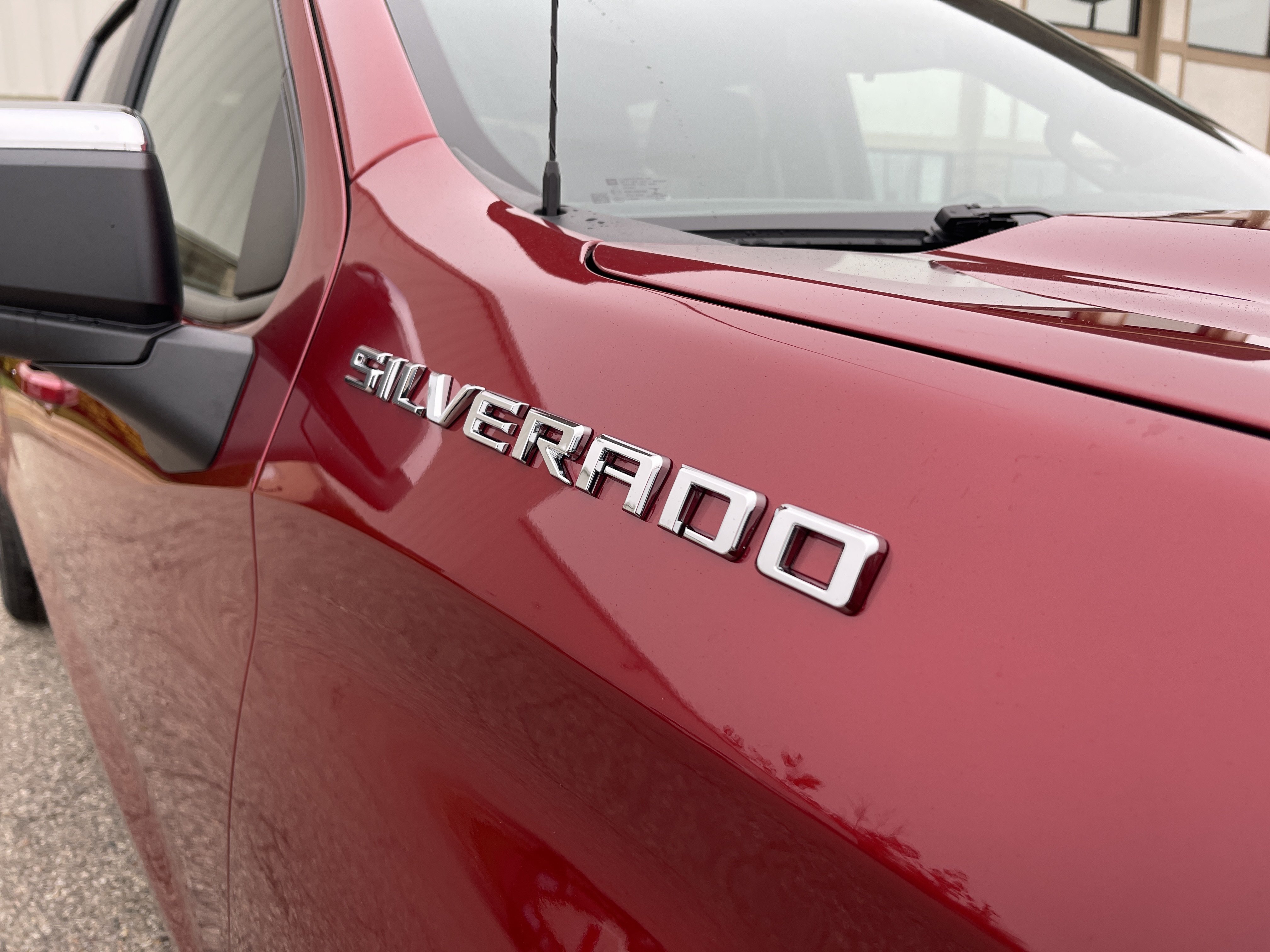 Used 2023 Chevrolet Silverado 1500 LT AWD/4WD image 24