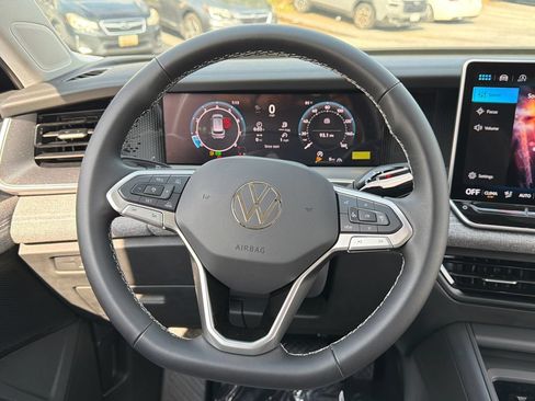 New 2026 Volkswagen Tiguan S AWD/4WD image 14