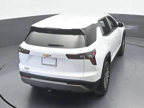 Used 2026 Chevrolet Equinox LT FWD image 51