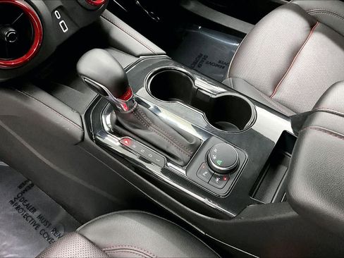 Used 2025 Chevrolet Blazer RS image 16