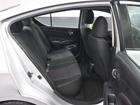 Used 2017 Nissan Versa SV FWD image 29